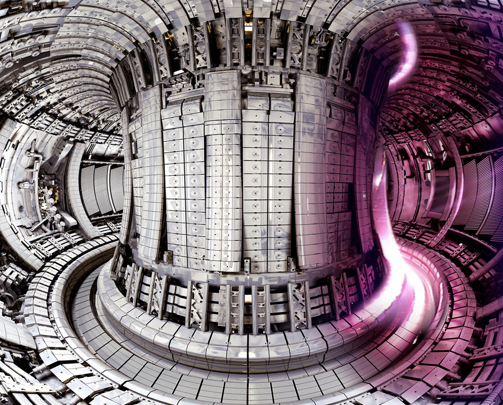 China’s ‘Artificial Sun’ Reactor Breaks a New World Record